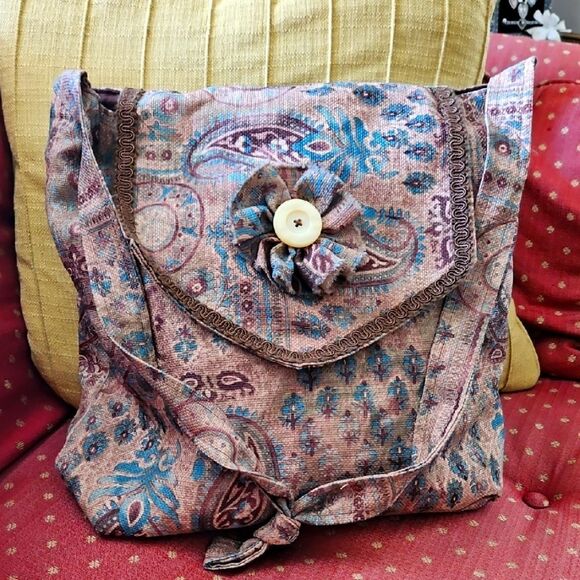 Paisley Patterned Large Shoulder Bag - Picture 1 of 8